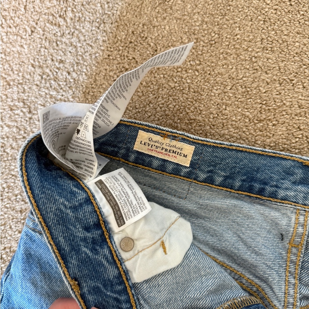 Levi’s shorts 501 - Picture 4 of 4